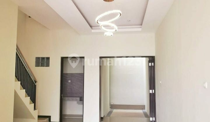Minimalist New House in Semampir Tengah, East Surabaya, Ready to Occupy, Strategically Located Near Merr Main Road Minimalist New House in Semampir Tengah, East Surabaya, Ready to Occupy, Strategically Located Near Merr Main Road