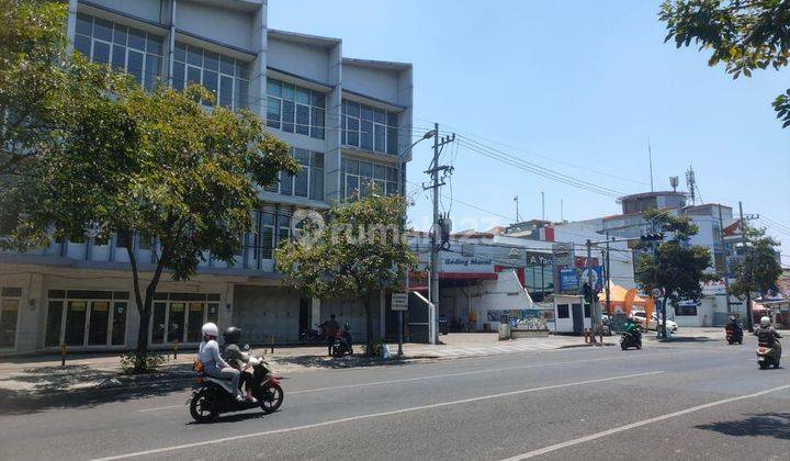 2 Unit Ruko Jejer 4 Lantai Nol Jalan Raya A. Yani, Strategis 1