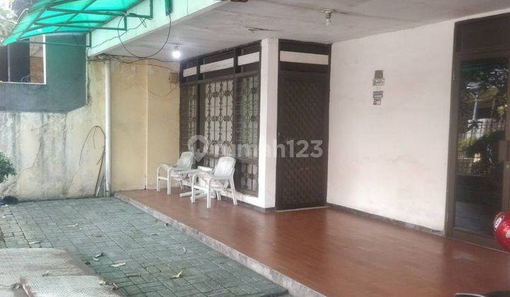 Murah Hitung Tanah, Rumah Rungkut Asri Butuh Renovasi 1