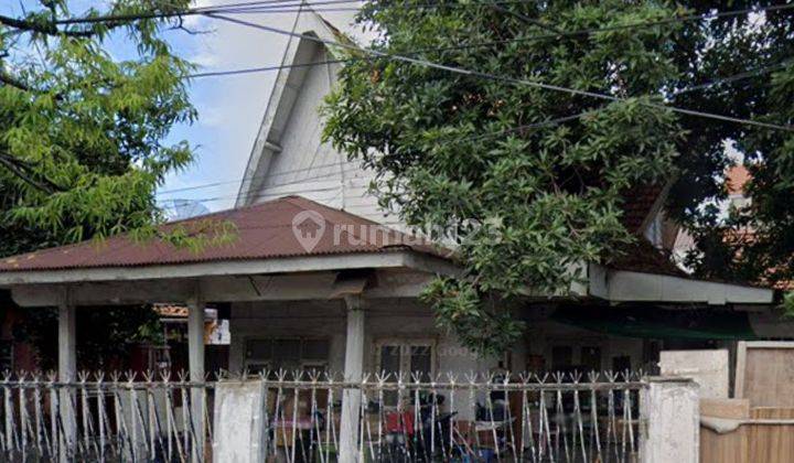 Rumah Hook Nol Jalan Raya Ngagel, Surabaya Timur, Strategis 2