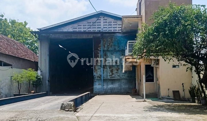 Warehouse + Land at Dawarblandong - Kedamean Main Road, Gresik