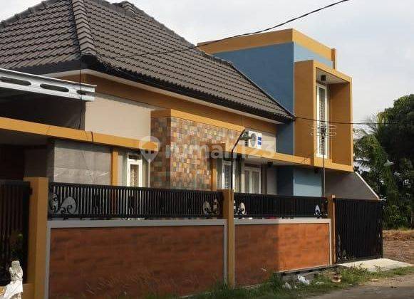 Rumah Hook Kh Yusuf Mansyur Dekat Itn Tasikmadu, Malang 1