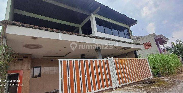 HOMESTAY 3 LANTAI TENGAH KOTA SIDOARJO, PERLU FINISHING 1