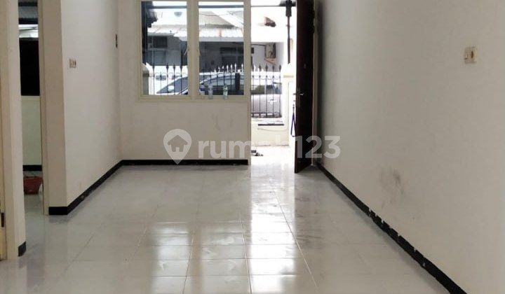 Wonorejo Permai House, East Surabaya, Strategic Location 2