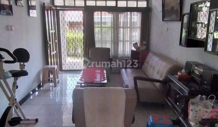 Rumah Darmo Permai Selatan, Surabaya Barat Strategis 2