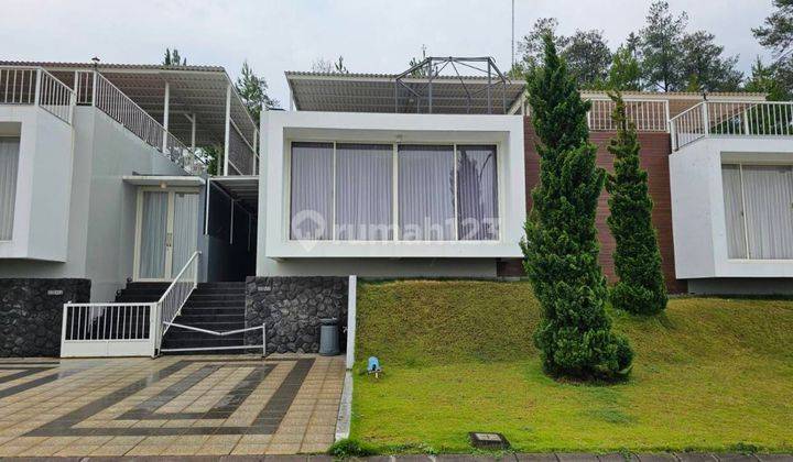 Villa Taman Dayu Cluster De Mansion Pandaan, Full Furnished Mewah 1