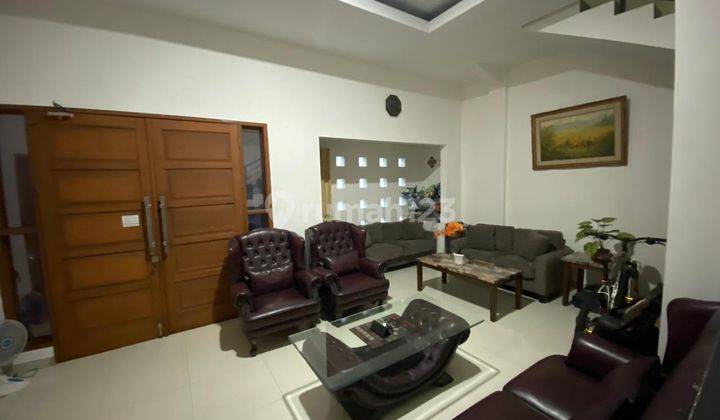 Harus Segera Terjual Rumah + Kost Jl Saad Bandung
