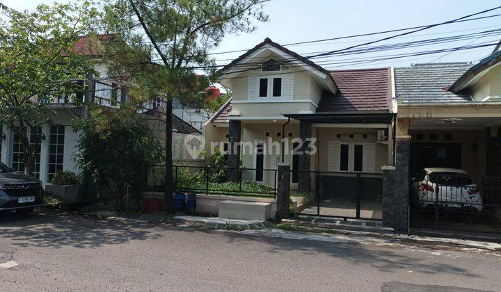 Rumah Cantik Full Renov di Pinus Regency Bandung 1