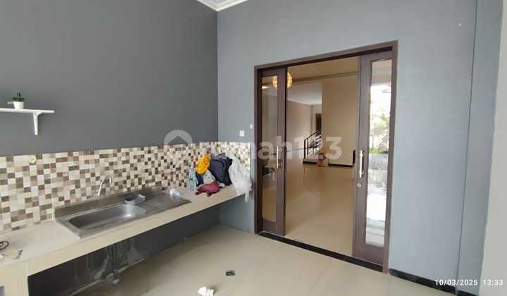 Minimalist House Ready to Occupancy Mekar Wangi Bandung 2