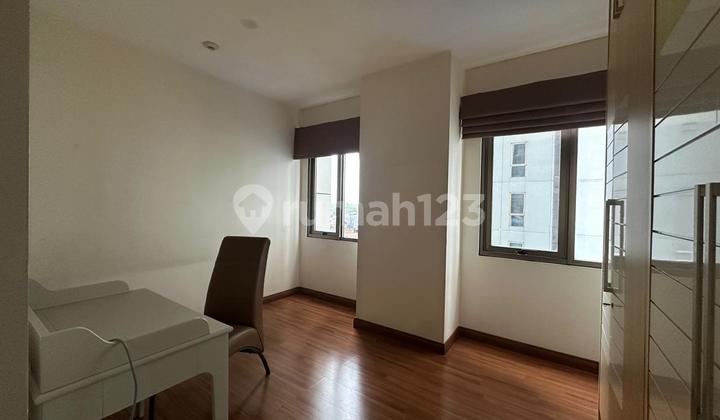 Apartemen Unit 3 BR Full Furnished Hegarmanah Residence Bandung 2