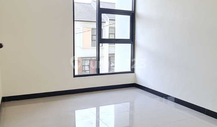 Rumah Baru Milenial 2 Lantai Taman Kopo Indah Bandung