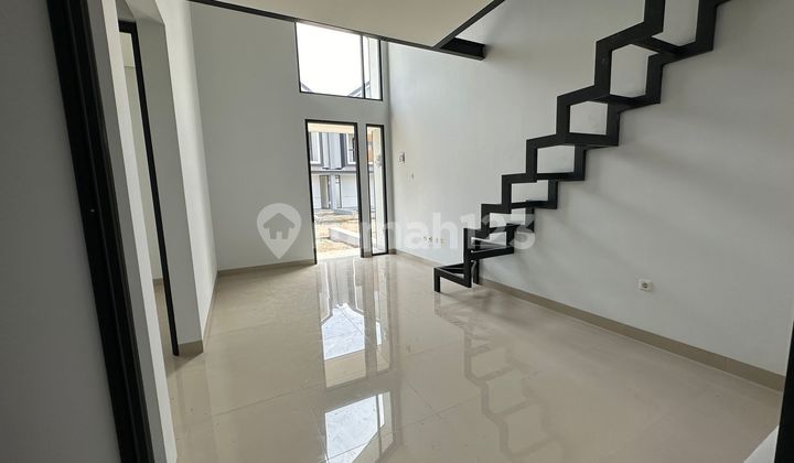 Ready-to-Occupy House, Wing of Kopo Indah Garden, Bandung Ready-to-Occupy House, Wing of Kopo Indah Garden, Bandung