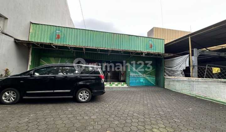 Rumah + Ruang Usaha Siap Pakai Gatsu Bandung