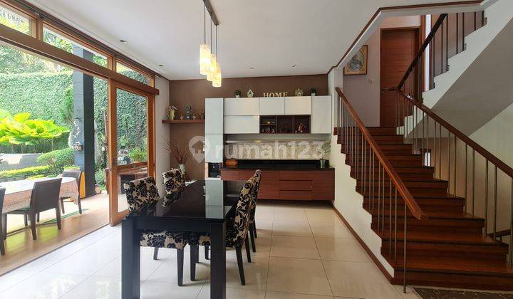 Rumah Full Furnish 2 Lantai Perumahan Mewah Tengah Kota Bandung  2