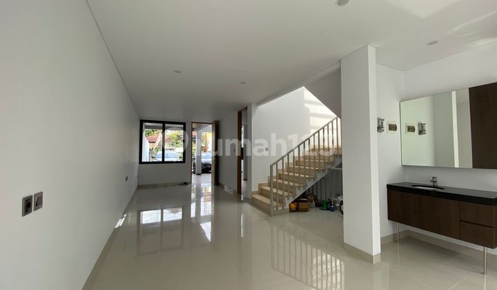 House + New Building Business Space Pasteur Wing Bandung