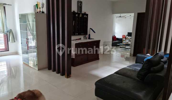 Jual Cepat! Rumah 2 Lantai Siap Pakai Kemayoran Jakarta Jual Cepat! Rumah 2 Lantai Siap Pakai Kemayoran Jakarta