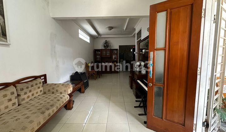 Well-Maintained Hook House Ready to Occupy Kopo Permata Bandung 2
