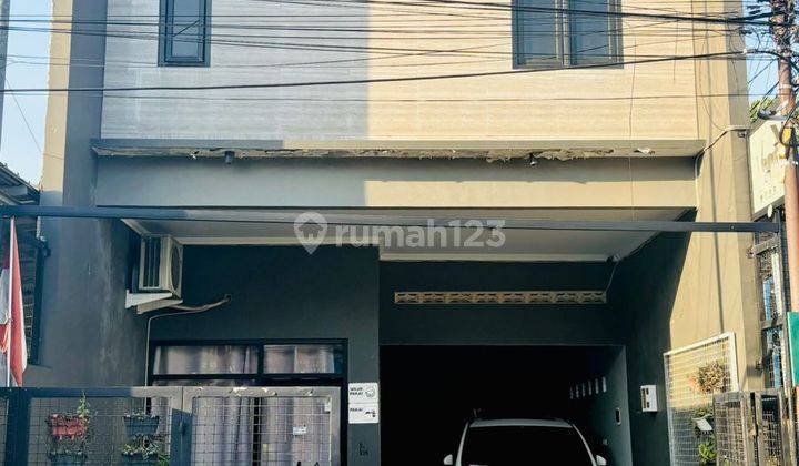 Rumah 3 Lantai Siap Huni di Cimahi Bandung 1