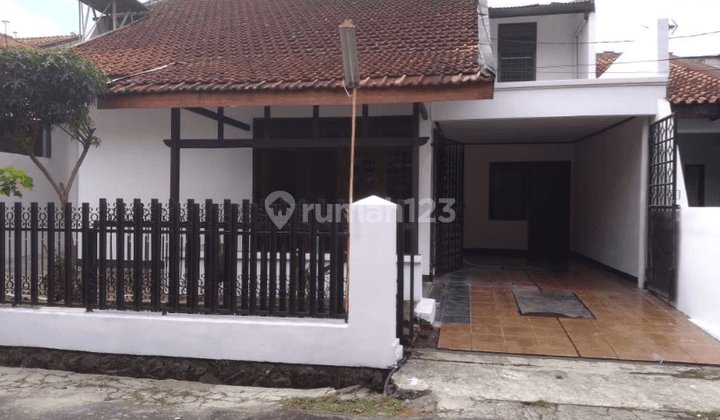 Rumah Terawat Siap Huni Arcamanik Bandung 1