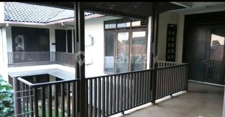 Spacious and Well-Maintained Ready-to-Occupy House in Turangga, Bandung