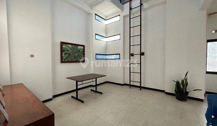 Kost + Ruang Usaha Mainroad Surya Sumantri Bandung 1