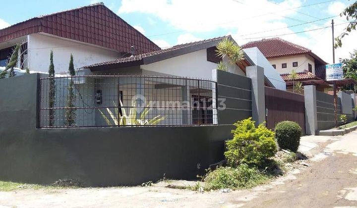 Rumah Hook Hitung Tanah Sayap Geger Kalong Bandung 2