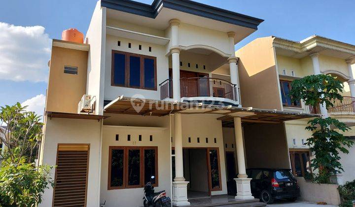 Rumah strategis banyumanik, villa durian 2