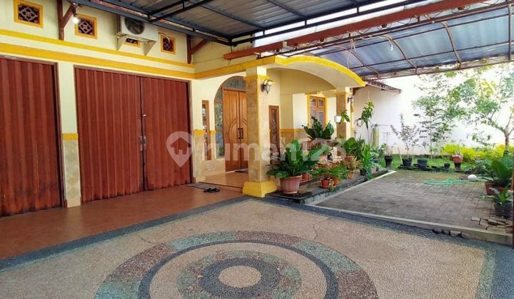 Kalingga House Banyumanik, near Axis toll road. 2