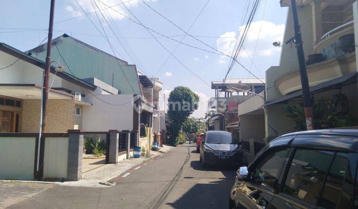 Rumah perumnas banyumanik, jln kanper 2