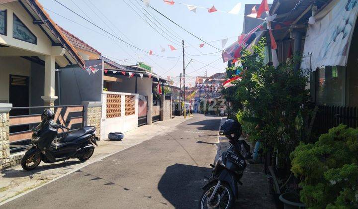 Rumah Sewa Perumnas Banyumanik Meranti 2