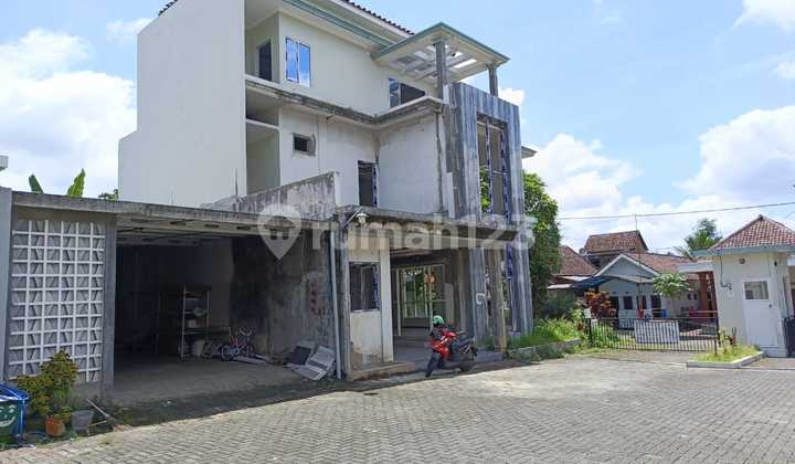 Super Cheap, House in Tlogowaru, Malang City