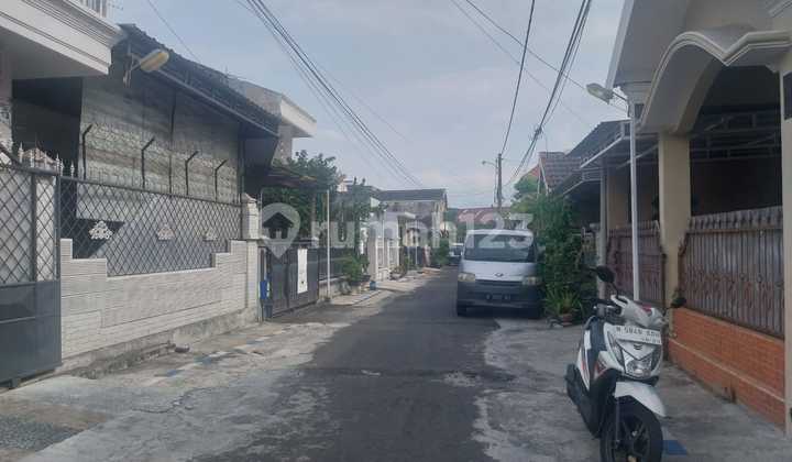 Dijual Rumah Full Furnished Beserta Mobilnya 2