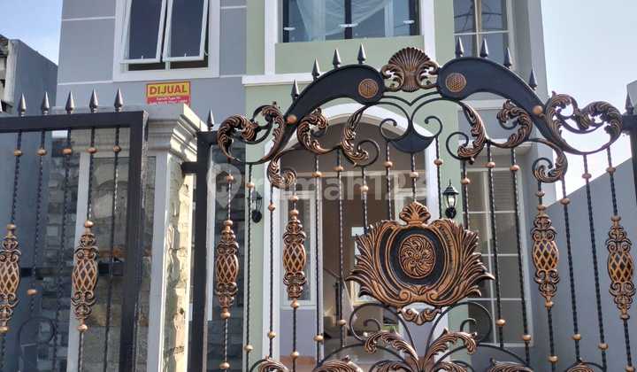 Rumah Villa Siap Huni.nayaman Di Batu.