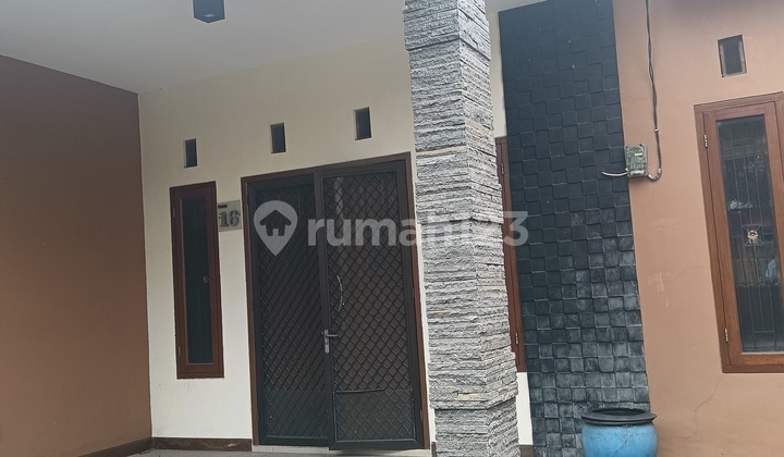 Very Cheap, house on Probolinggo Street, Malang City. 2