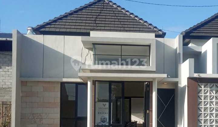 Comfortable Residence in Pakis, Easy Access to the Airport. Comfortable Residence in Pakis, Easy Access to the Airport.