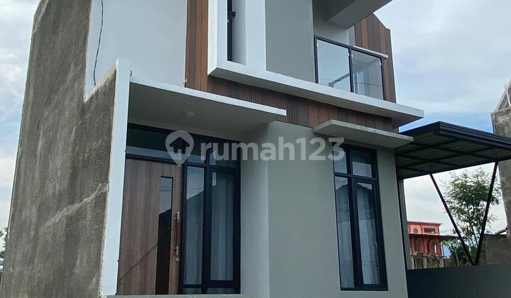 Rumah Villa Di Karangploso,lokasi Strategis