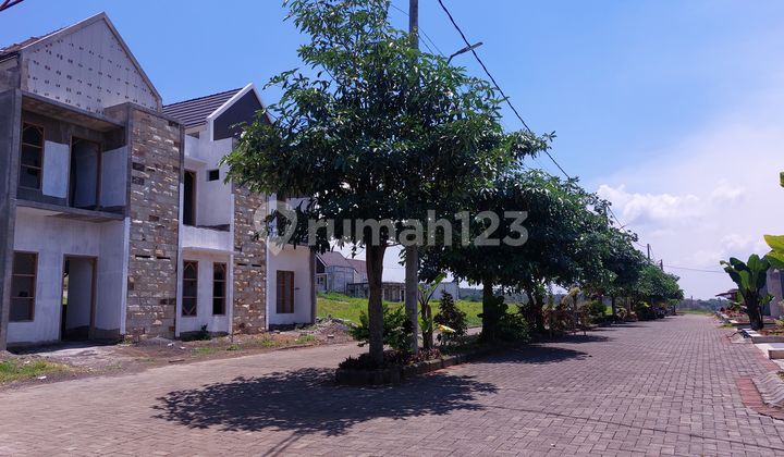 Villa Nyaman Di Karangploso.cantik. 2