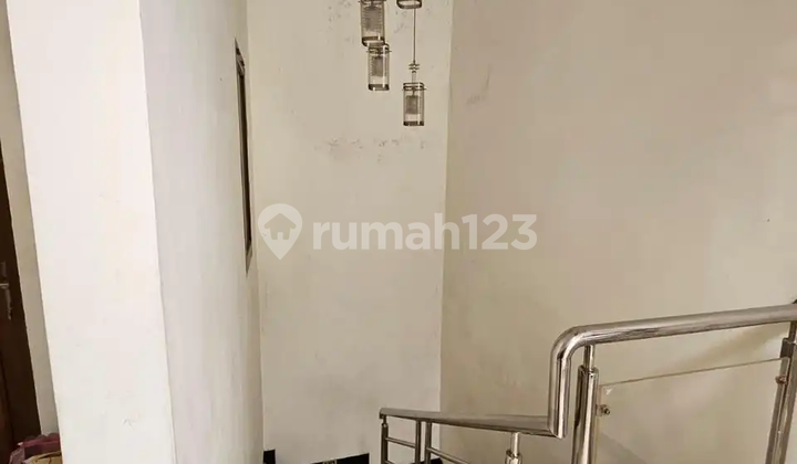Dijual Rumah 2 Lantai Cluster Aralia Harapan Indah Bekasi 2