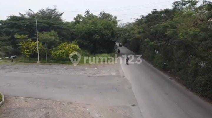 For Rent: Large, Highly Strategic Land in Rorotan, North Jakarta For Rent: Large, Highly Strategic Land in Rorotan, North Jakarta