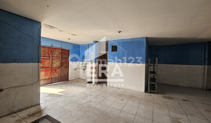 Shop-House in a Very Strategic Location Near Bekasi Station 2