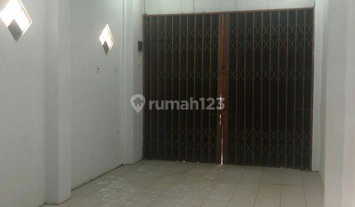 Disewa Ruko Murah 2.5 Lantai Posisi Hook di Jalan Utama Bisa Untuk Usaha Dan Tempat Tinggal di Pondok Ungu Permai Bekasi 10