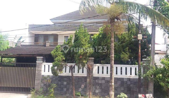 Dijual Rumah Siap Huni di Komplek Billymoon Jakarta Timur 1