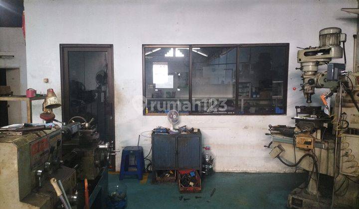 Dijual Cepat Gudang Eks Workshop Siap Pakai di Mustika Jaya Bekasi Kota 2