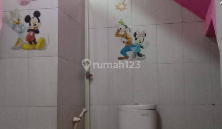 kamar mandi dijual cepat rumah 2 lantai