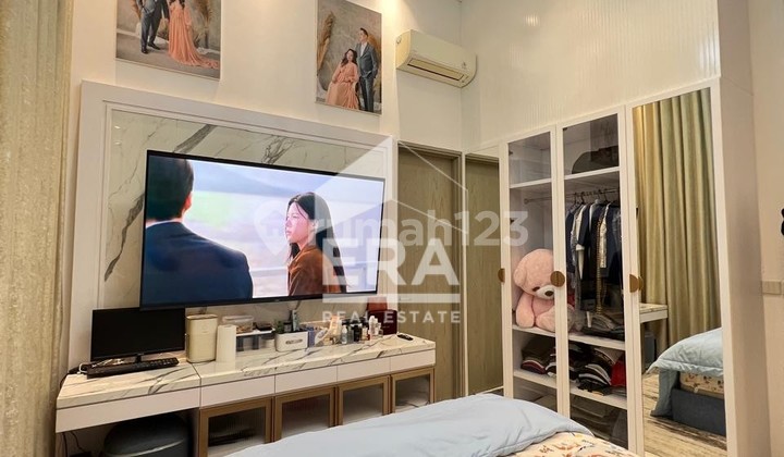 For Sale 3-Story Semi-Furnished House in Semayang Asya - Jgc East Jakarta Negotiable Price Until Deal 2