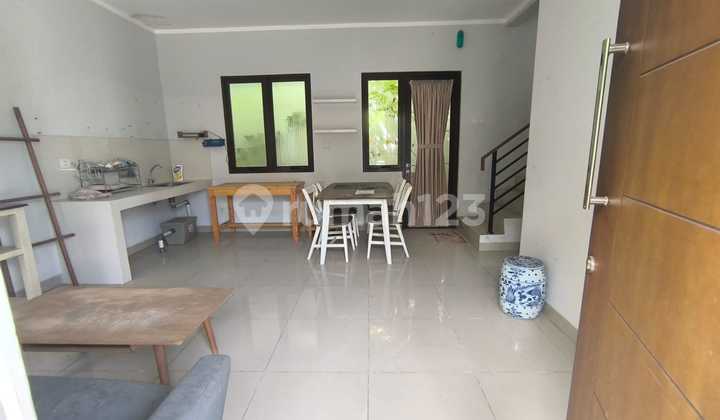Dijual Rumah Burgundy Summarecon Bekasi 2