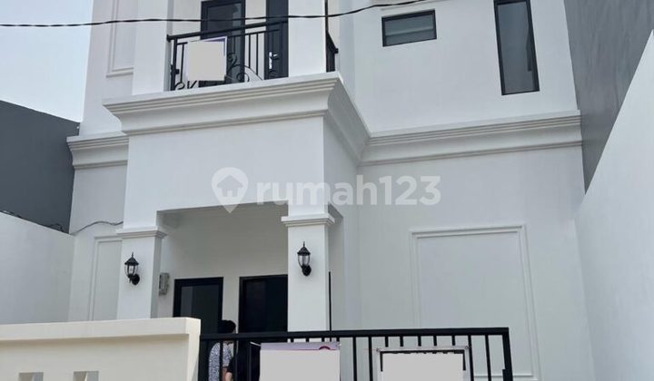 New 2-Story House Ready to Occupy on Green Boulevard Harapan Indah Bekasi