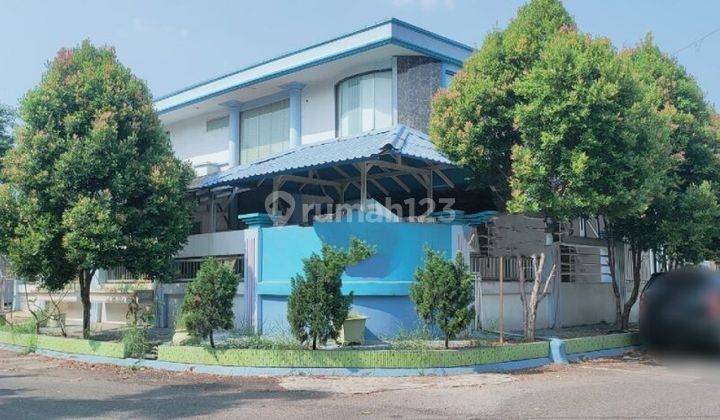 Penawaran Menarik Rumah Hook di Taman Modern Jakarta Timur 1