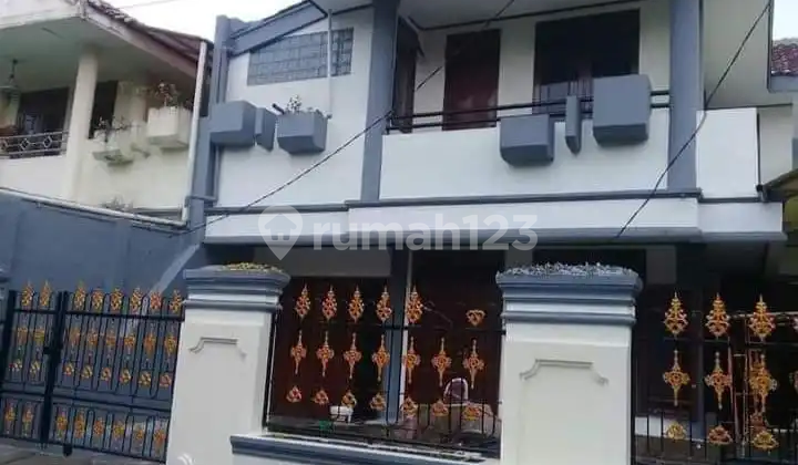 Rumah di Komplek Eramas 2000 Jakarta Timur