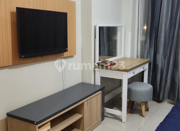 For Rent: Elodea Springlake View Apartment, Summarecon Bekasi For Rent: Elodea Springlake View Apartment, Summarecon Bekasi